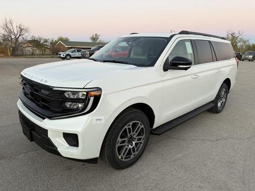 2025 Ford Expedition Max Active 4x4