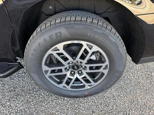 2025 Ford Expedition Max Active 4x2