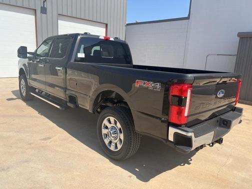 2025 Ford F-350 Lariat