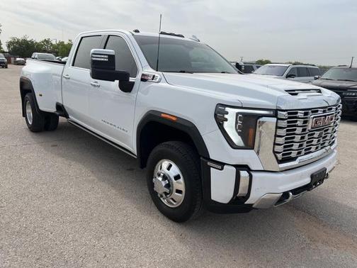 2024 GMC Sierra 3500 Denali