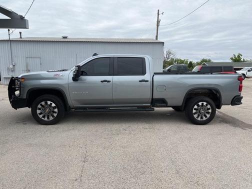 2024 Chevrolet Silverado 2500 Custom