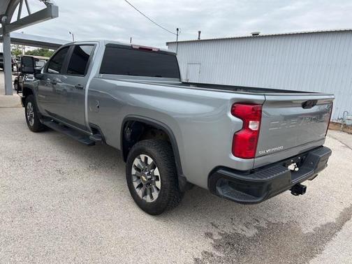 2024 Chevrolet Silverado 2500 Custom