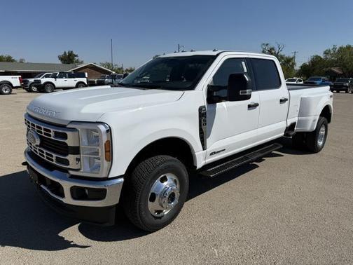 2026 Ford F-350 XLT