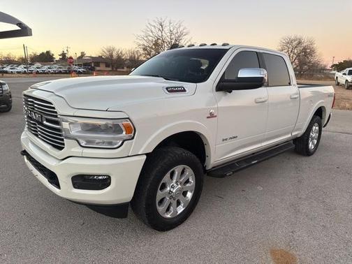 2021 RAM 2500 Laramie Crew Cab 4x4 6'4' Box