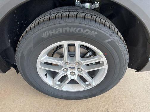 Agate Black Metallic 2026 Ford Explorer Active