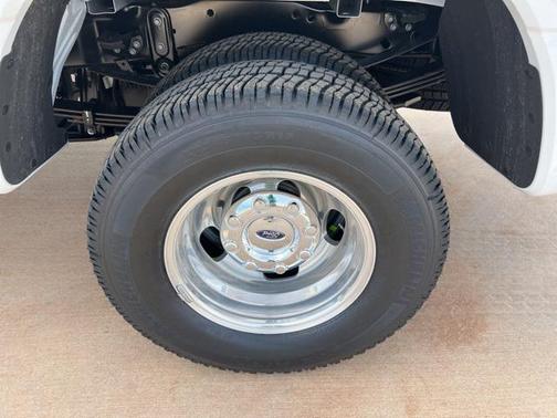 2025 Ford F-350 XLT