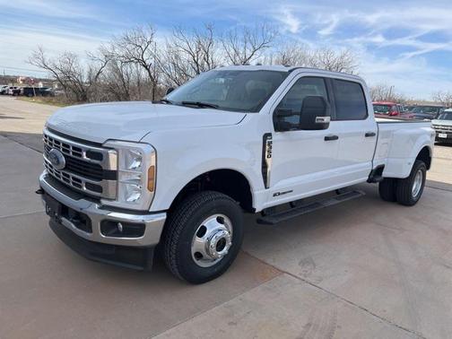 2025 Ford F-350 XLT