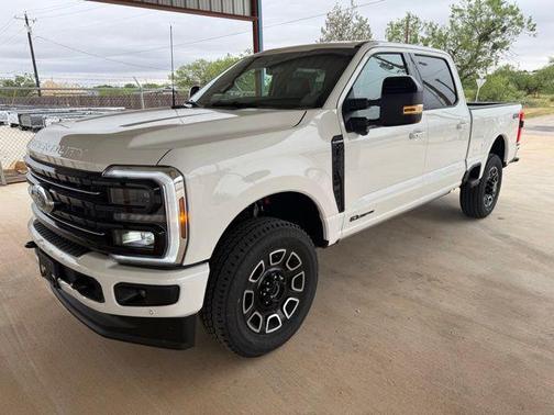 Star White Metallic Tri-Coat 2026 Ford F-250 Platinum