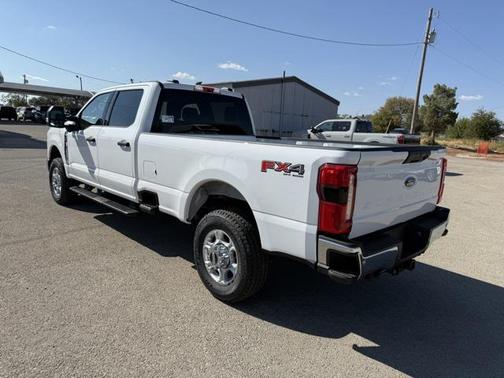 2026 Ford F-350 XLT