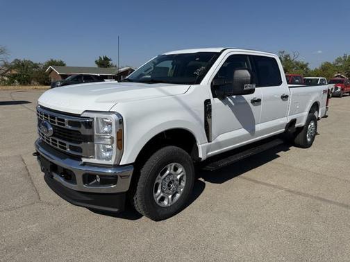 2026 Ford F-350 XLT