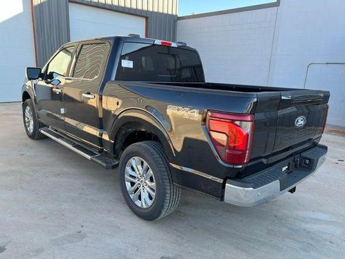 Agate Black Metallic 2025 Ford F-150 Lariat