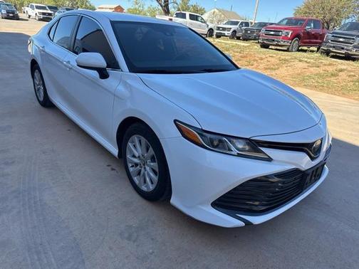 2020 Toyota Camry LE