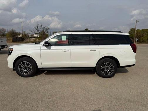 2025 Ford Expedition Max Active 4x2