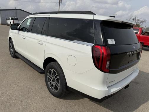 2025 Ford Expedition Max Active 4x2