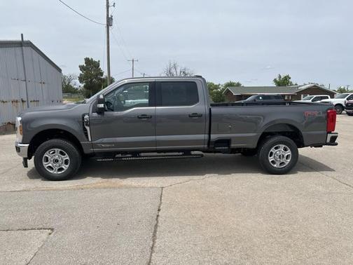 2025 Ford F-350 XLT
