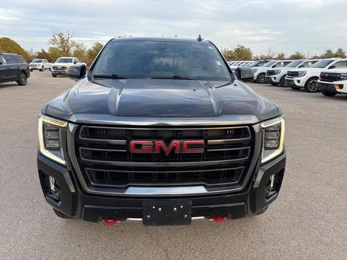 2021 GMC Yukon XL 4WD AT4