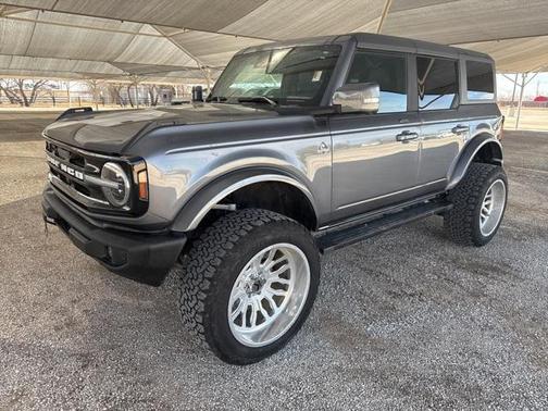 2023 Ford Bronco 