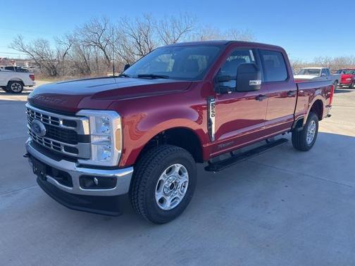 2025 Ford F-250 XLT
