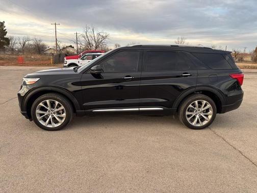 2021 Ford Explorer Platinum
