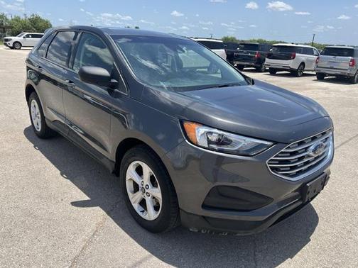 2020 Ford Edge SE