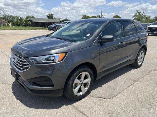 2020 Ford Edge SE