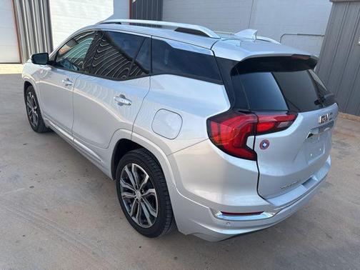 2021 GMC Terrain Denali