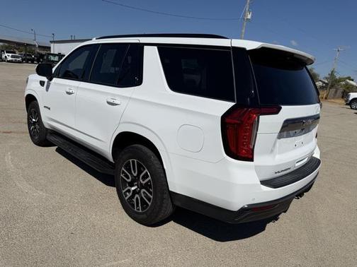 2023 GMC Yukon 4WD AT4