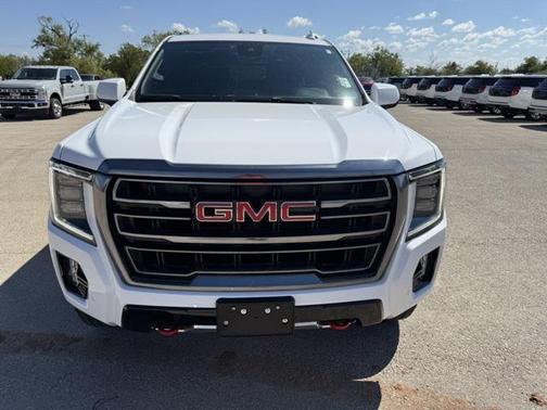 2023 GMC Yukon 4WD AT4