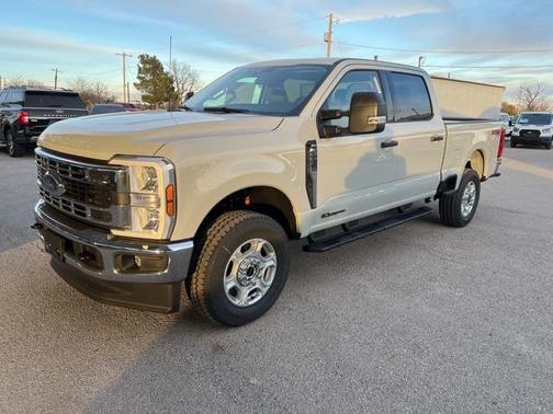 2025 Ford F-250 XLT