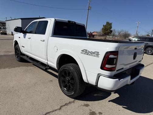 2022 RAM 2500 Laramie Crew Cab 4x4 6'4' Box