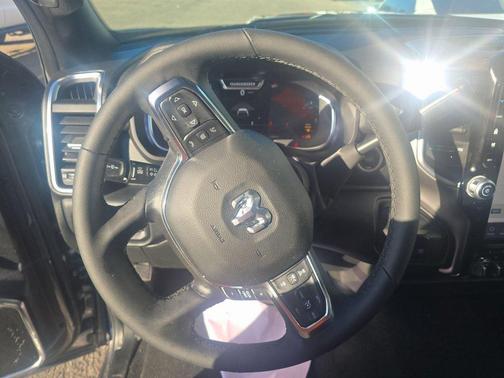 2026 RAM 2500 Laramie Crew Cab 4x4 6'4' Box