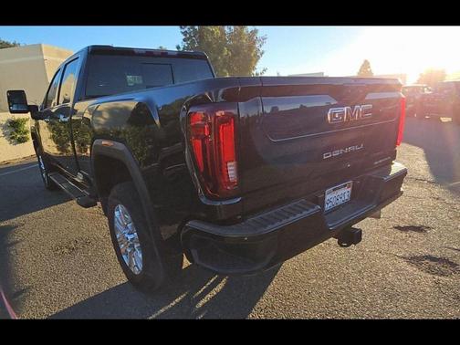 2023 GMC Sierra 2500 Denali