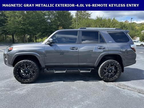2020 Toyota 4Runner SR5
