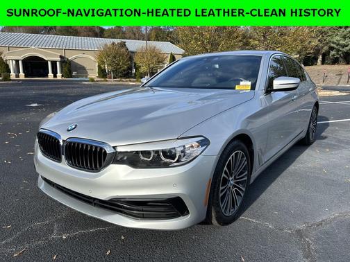 2019 BMW 530 530i