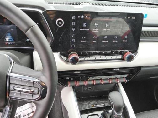 2024 GMC Canyon AT4X