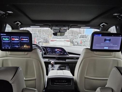 2024 Cadillac Escalade Sport