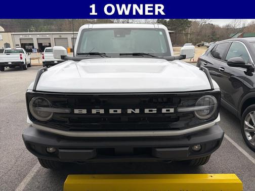 2024 Ford Bronco Outer Banks