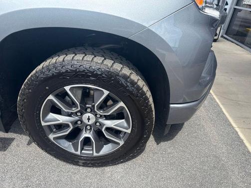 Sterling Gray Metallic 2023 Chevrolet Silverado 1500 RST