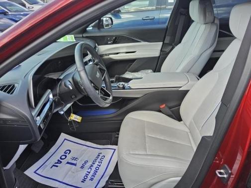 2024 Cadillac LYRIQ Luxury w/1SC