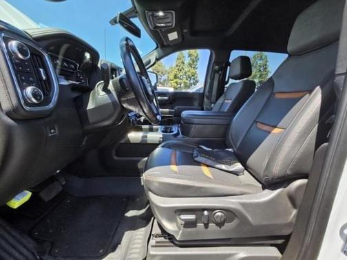 2023 GMC Sierra 2500 AT4