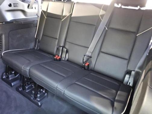 2022 Cadillac Escalade ESV Premium Luxury
