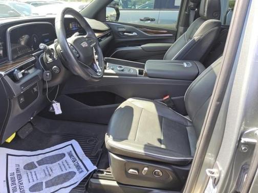 2023 Cadillac Escalade ESV Premium Luxury