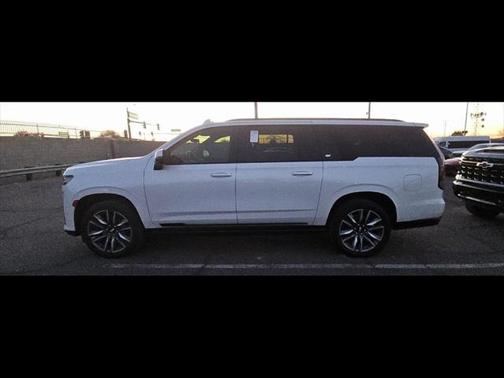 2022 Cadillac Escalade ESV Sport Platinum