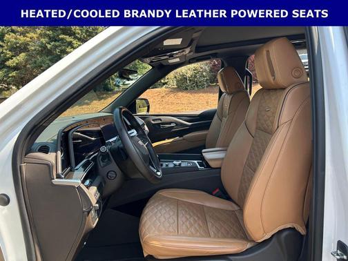 Crystal White Tricoat 2023 Cadillac Escalade ESV Premium Luxury