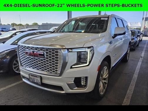 2023 GMC Yukon XL Denali