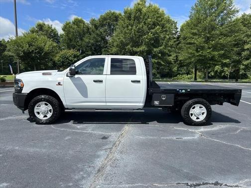 2023 RAM 2500 Tradesman Crew Cab 4x4 8' Box