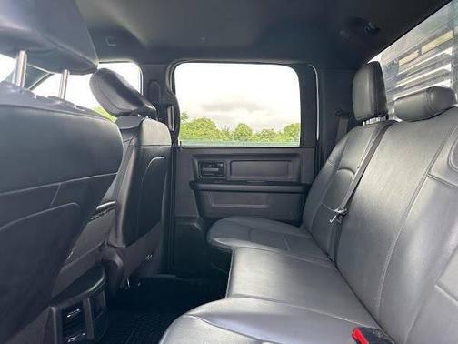 2023 RAM 2500 Tradesman Crew Cab 4x4 8' Box