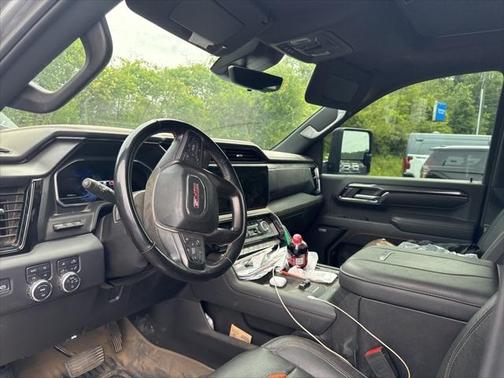 2024 GMC Sierra 2500 AT4