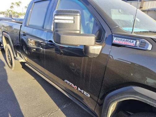 Onyx Black 2024 GMC Sierra 2500 AT4