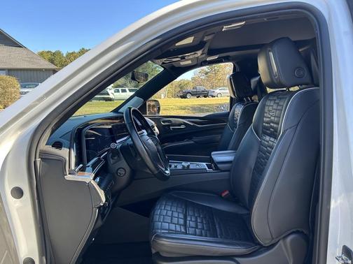 2023 Cadillac Escalade Premium Luxury Platinum